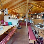 아파트 In Wildkogel Near Slopes Neukirchen am Großvenediger